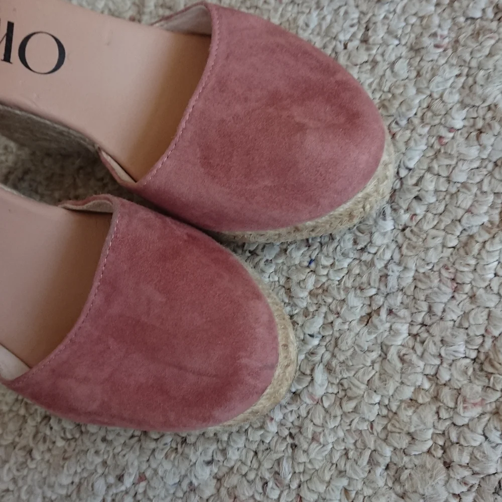 Anthropologie Gaimo Cielo mauve Pink suede Wedge Sandals size 6
